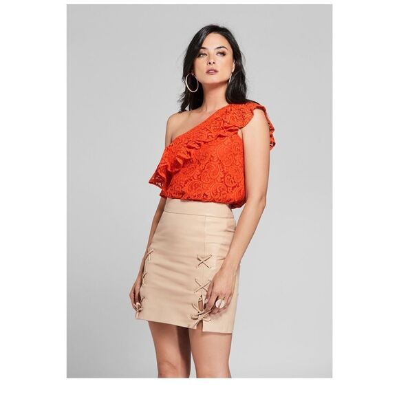 ✨HP✨MINE Women's Lace One Shoulder Top✨ - Picture 1 of 7